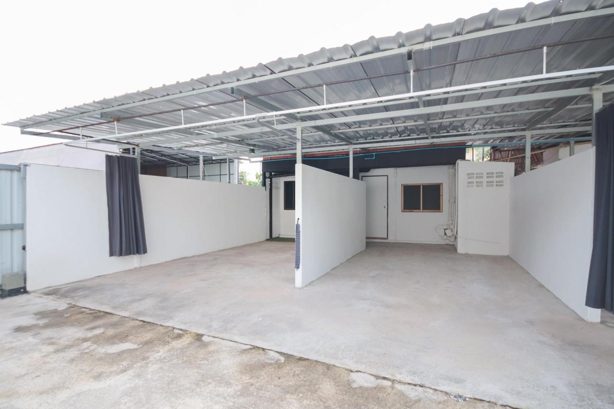 布吉 Oyo 1163 伊登青年旅馆酒店 外观 照片